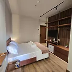 酒店 Sols Center 地拉那